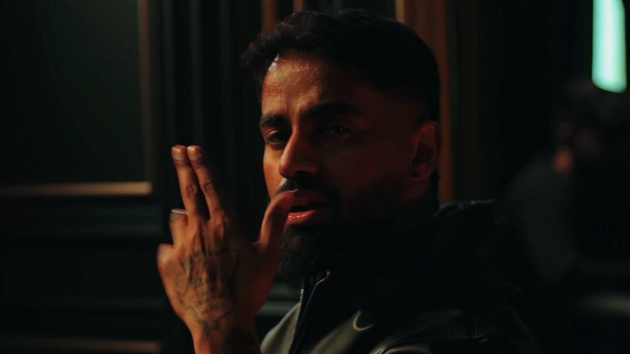 Gold music video song mp4 mobile download